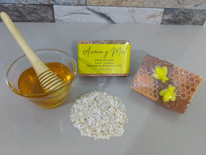 JABÓN DE GLICERINA A BASE DE MIEL Y AVENA DE 120G
